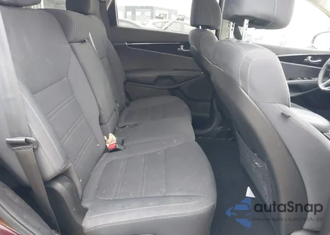 2017 Kia Sorento 2.4L Lx z USA, uszkodzony, nr VIN 5XYPG4A34HG232374